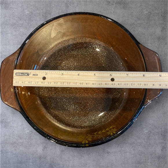 GLASBAKE 1.5 Qt. Casserole Dish with Lid - Picture 4 of 5